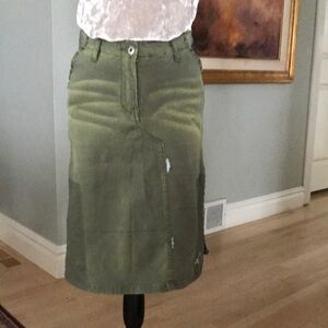 Parasuco ergonomic Jean Skirt Size 4, Green/Denim Blue